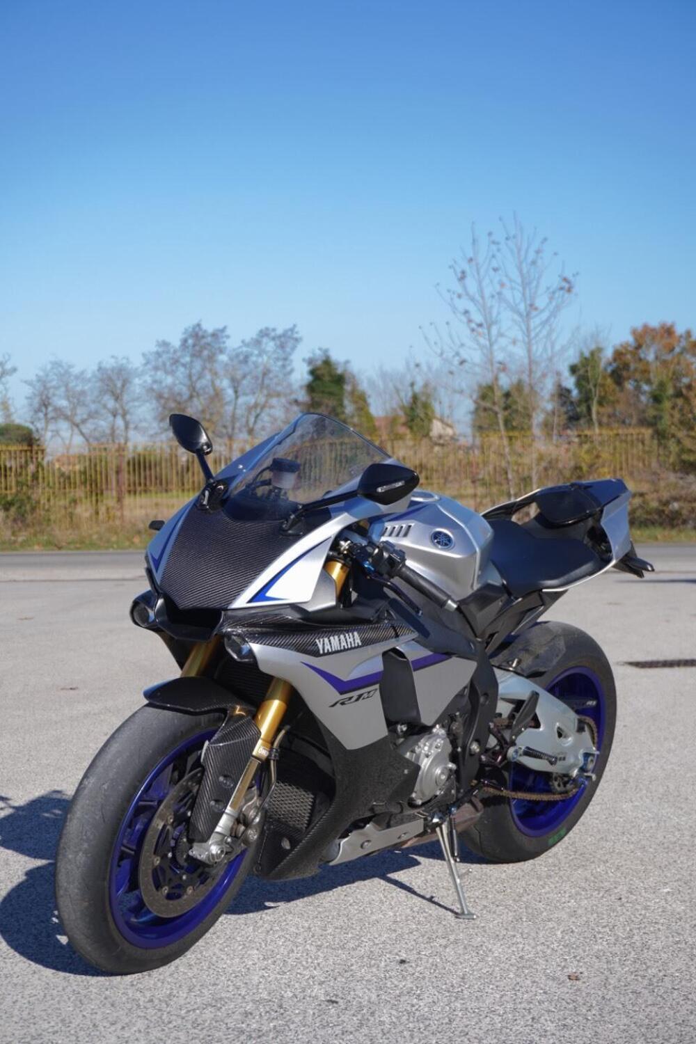 Yamaha YZF R1 M (2015 - 16) (2)