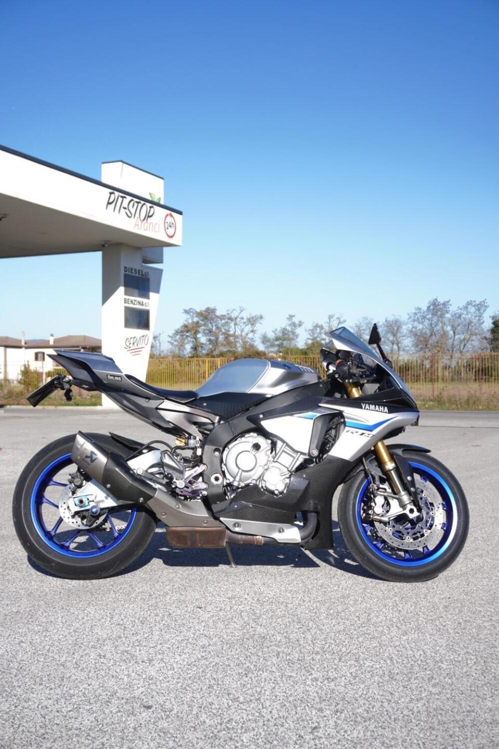 Yamaha YZF R1 M (2015 - 16) (4)