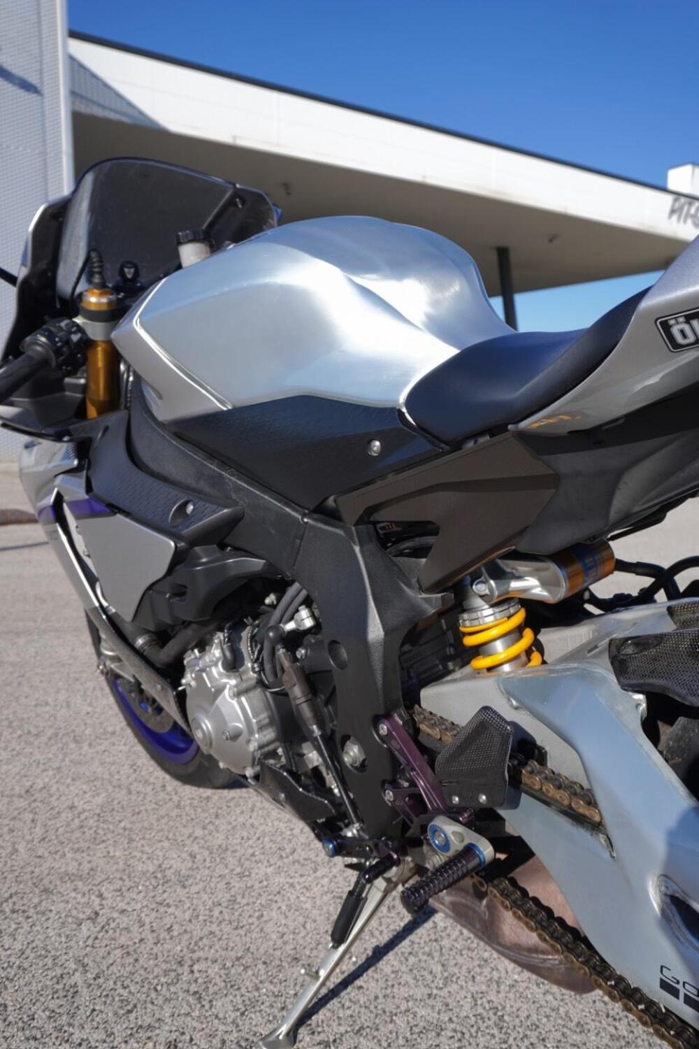 Yamaha YZF R1 M (2015 - 16) (10)