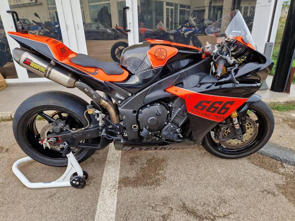Yamaha YZF R1 (2009 - 11) (5)