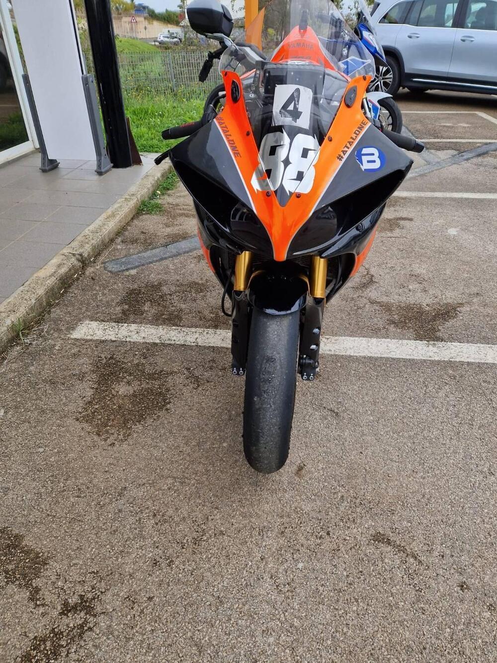 Yamaha YZF R1 (2009 - 11) (6)