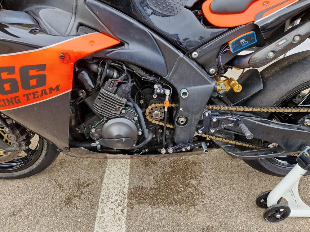 Yamaha YZF R1 (2009 - 11) (19)