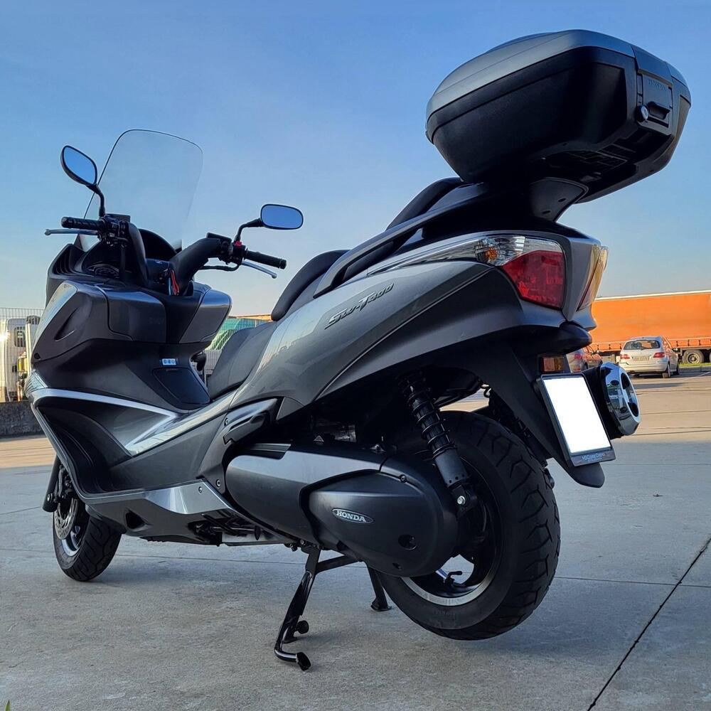 Honda SW-T 400 (2009 - 16) (3)