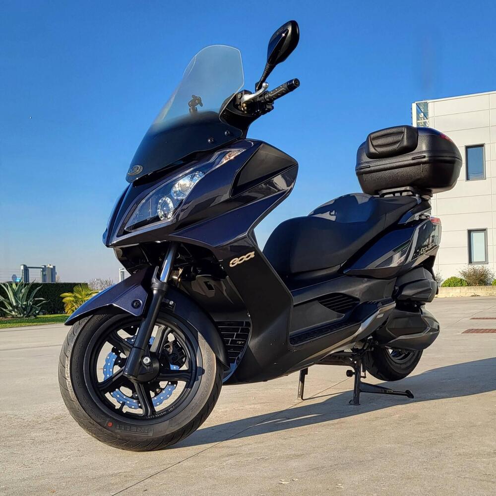 Kymco Downtown 300i (2009 - 17) (4)