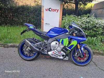 Yamaha YZF R1 (2015 - 16) usata