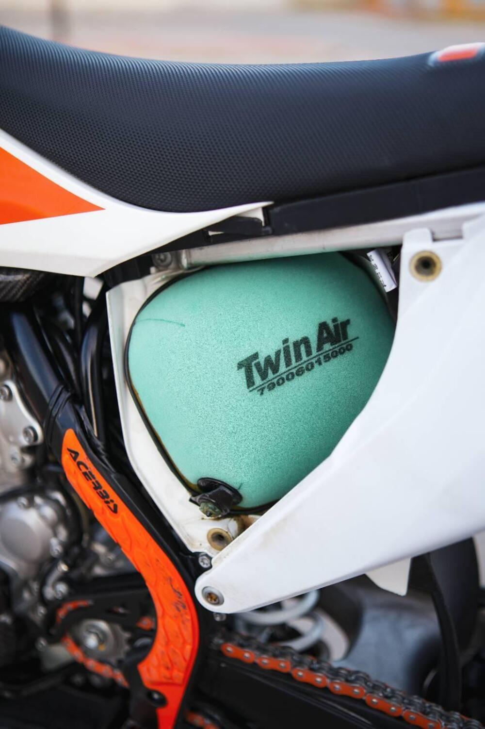 KTM 250 SX-F (2019) (19)