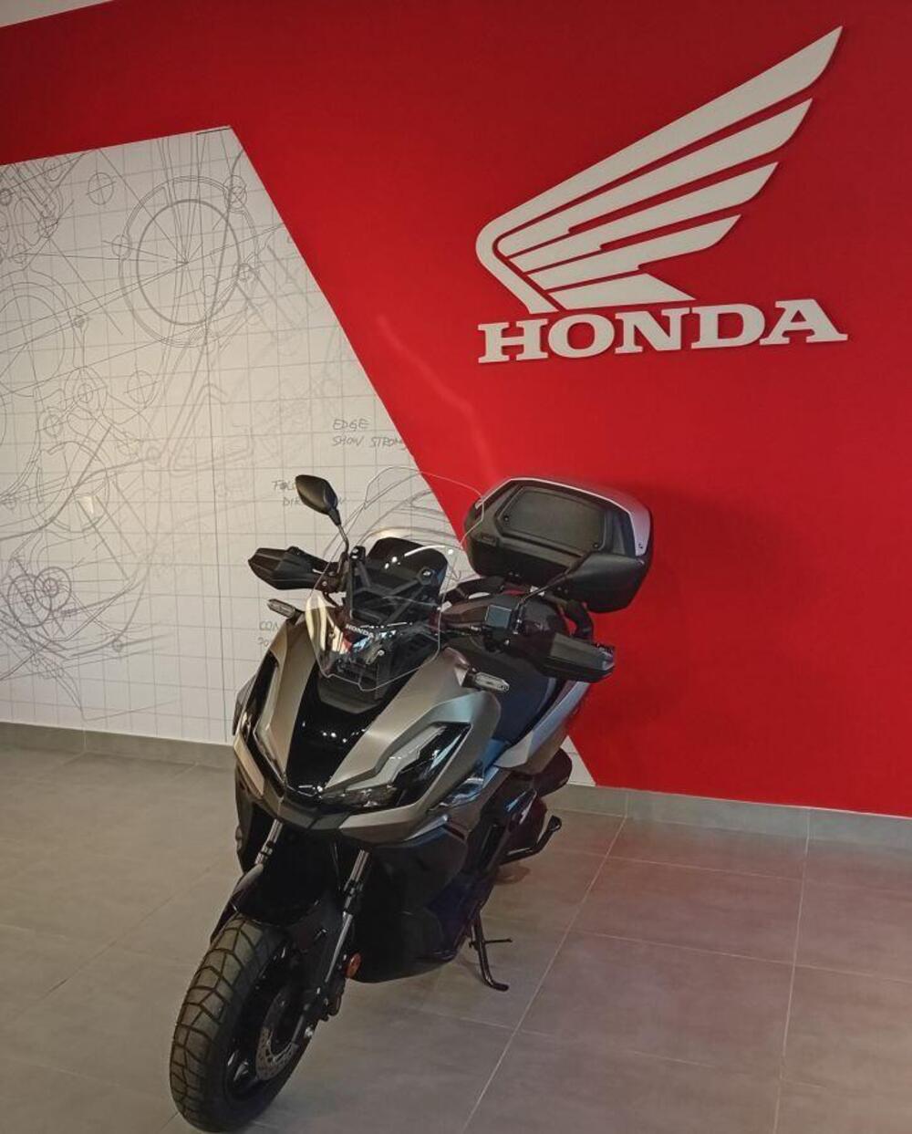 Honda ADV 350 (2025) (3)