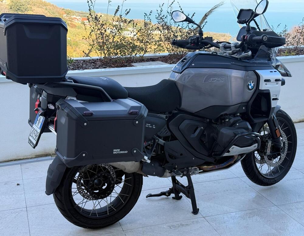 Bmw R 1300 GS Adventure Triple Black (2025) (3)
