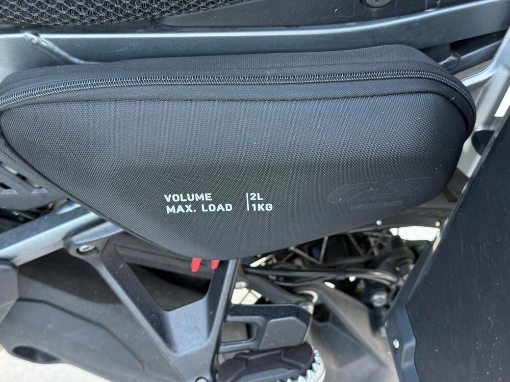 Bmw R 1300 GS Adventure Triple Black (2025) (8)