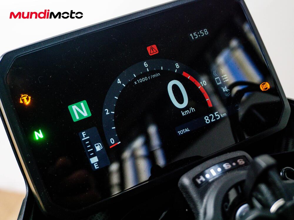 Honda CB 500 Hornet (2024 - 25) (12)