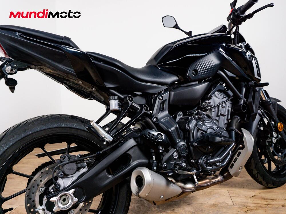 Yamaha MT-07 (2014 - 16) (4)