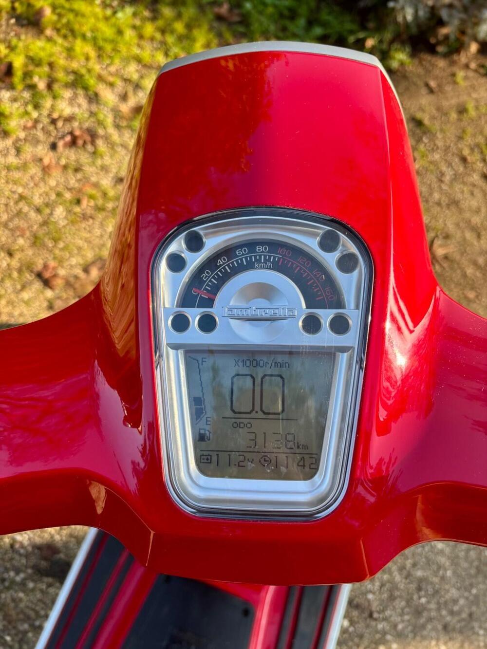 Lambretta V125 Special (2018 - 20) (3)