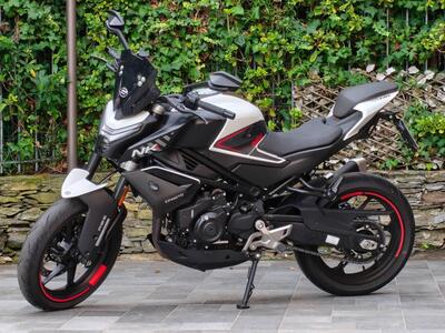 CFMOTO 450NK (2023 - 25) usata