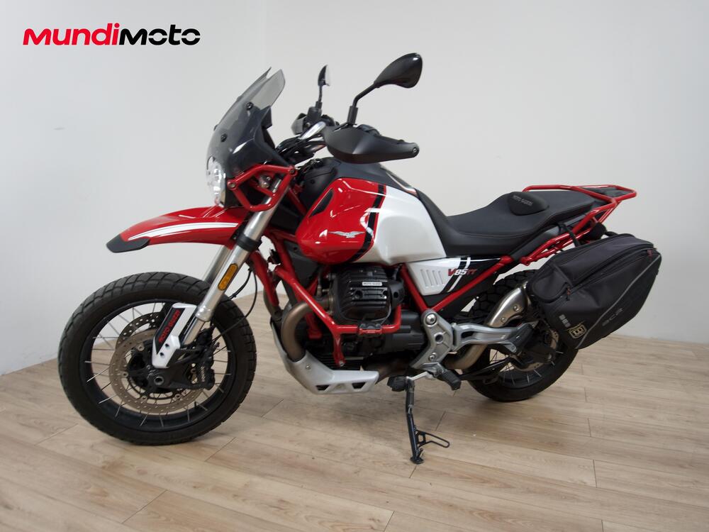 Moto Guzzi V85 TT Evocative Graphics (2021 - 23) (8)