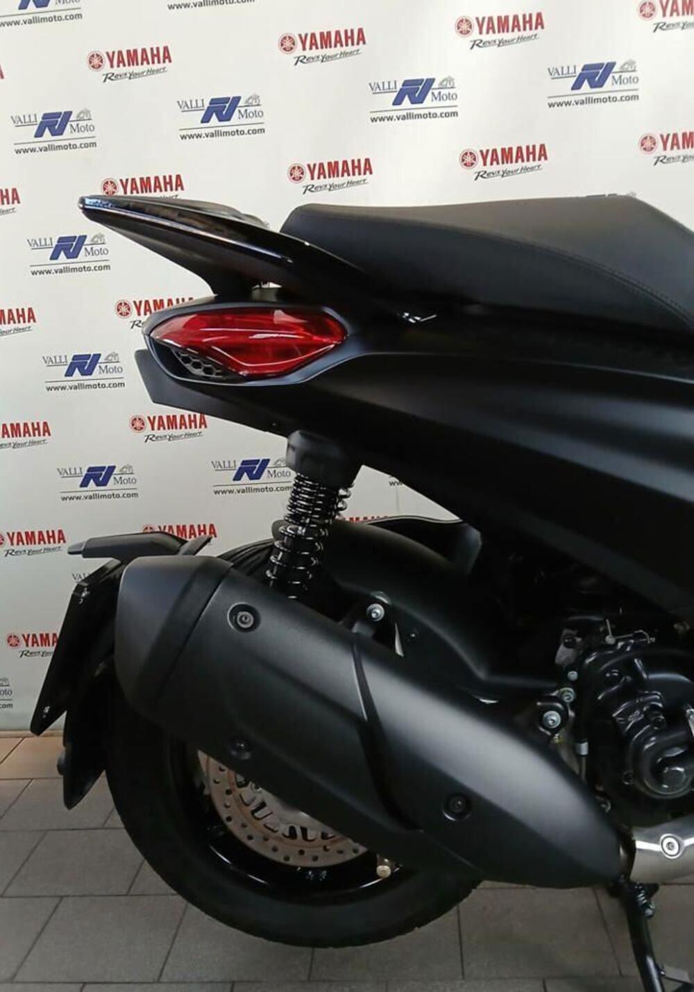 Piaggio Beverly 300 ABS-ASR (2021 - 25) (3)