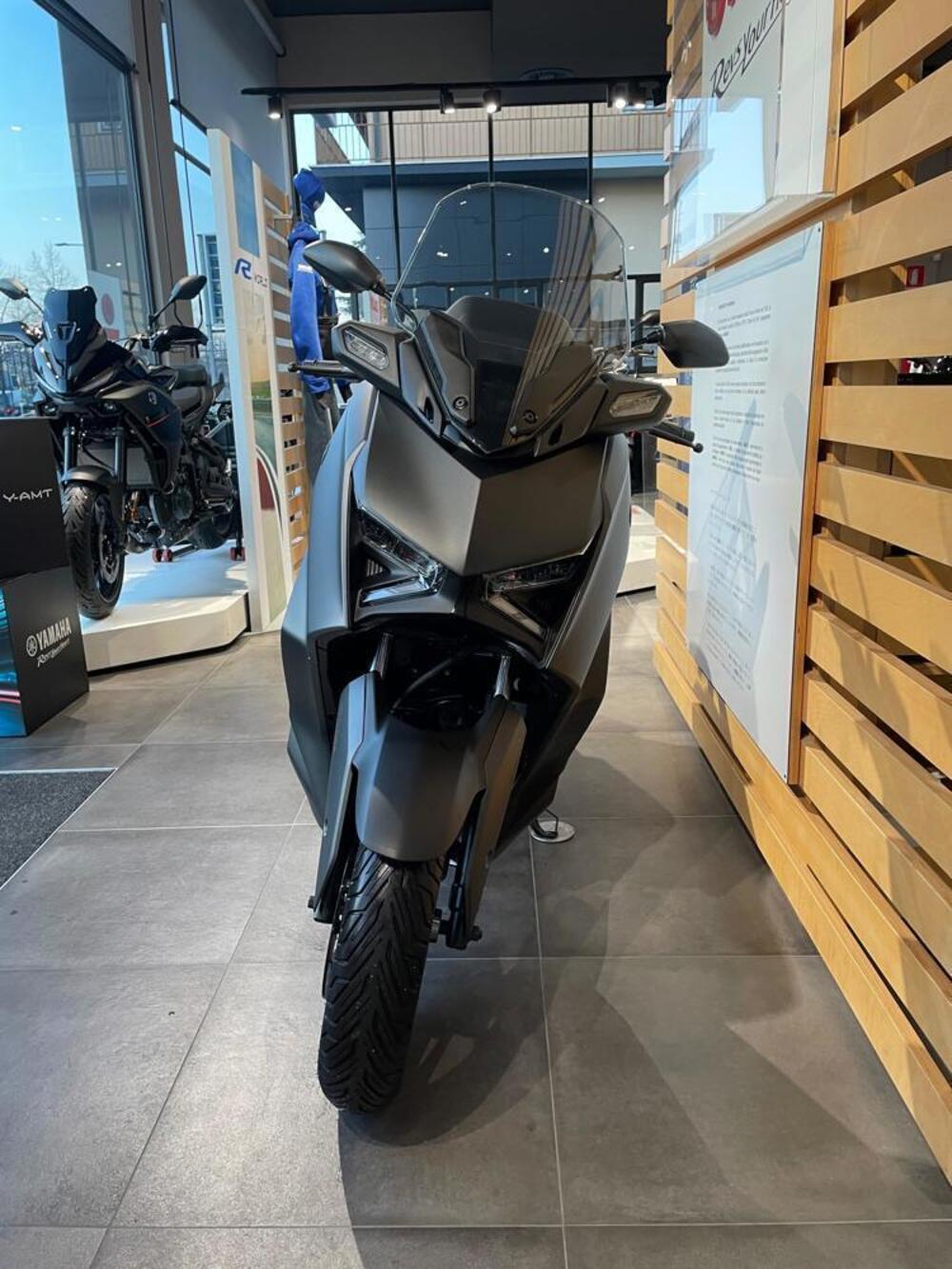 Yamaha X-Max 300 (2021 - 24) (5)