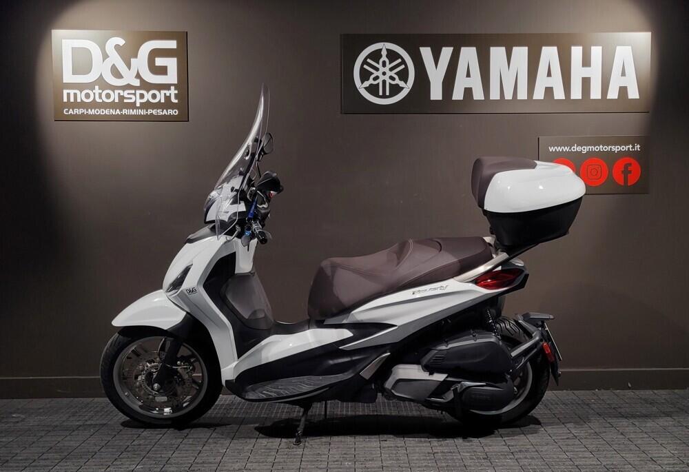 Piaggio Beverly 400 ABS-ASR (2021 - 24) (5)