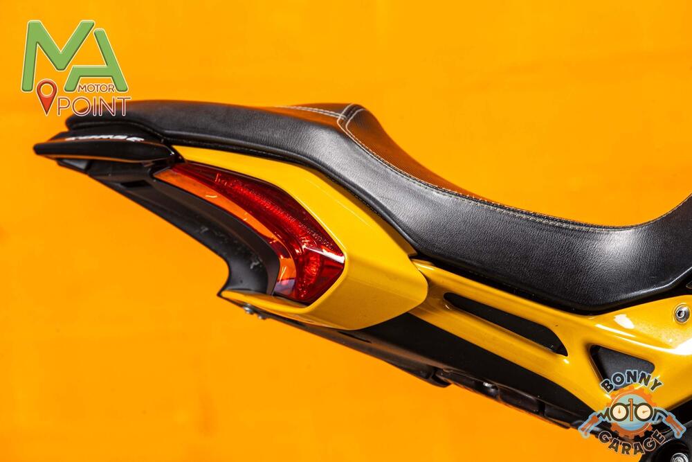 MV Agusta Dragster 800 RR (2015 - 17) (7)