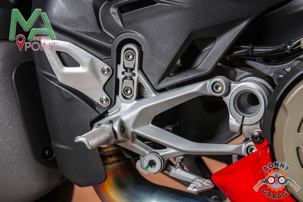 Ducati Panigale V4 S (2025) (4)