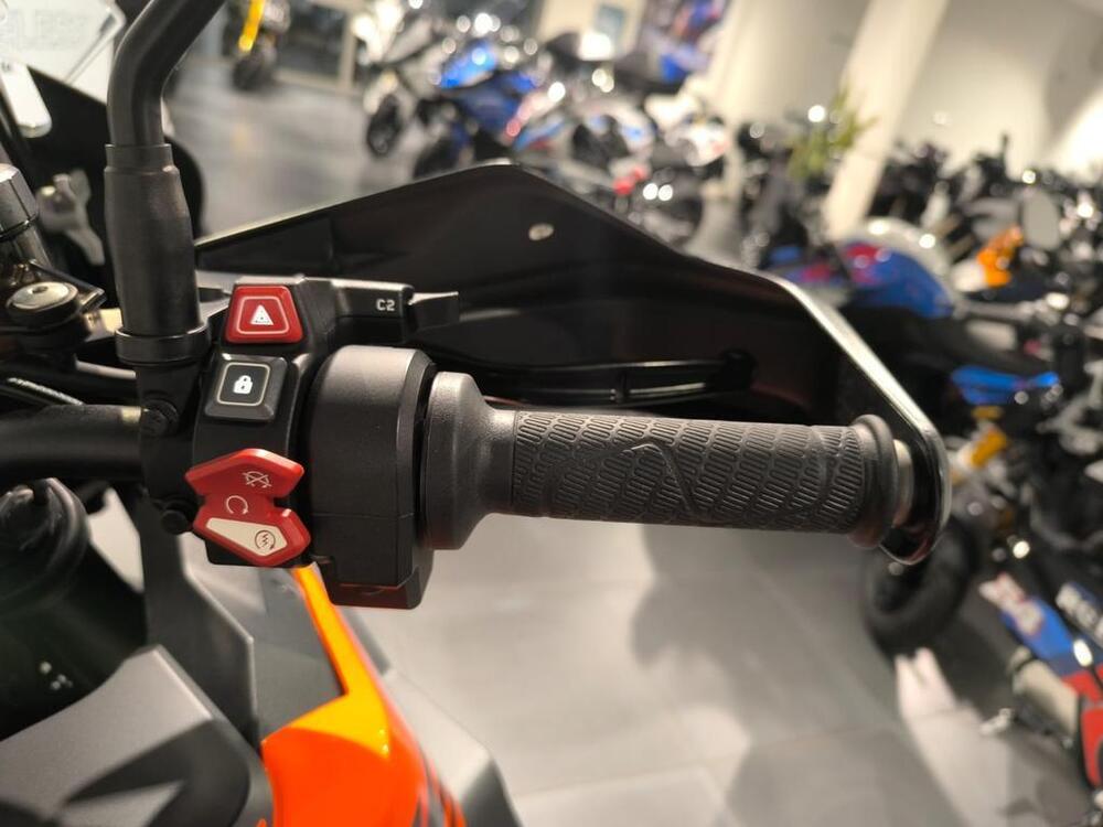 KTM 1290 Super Adventure S (2022 - 25) (2)