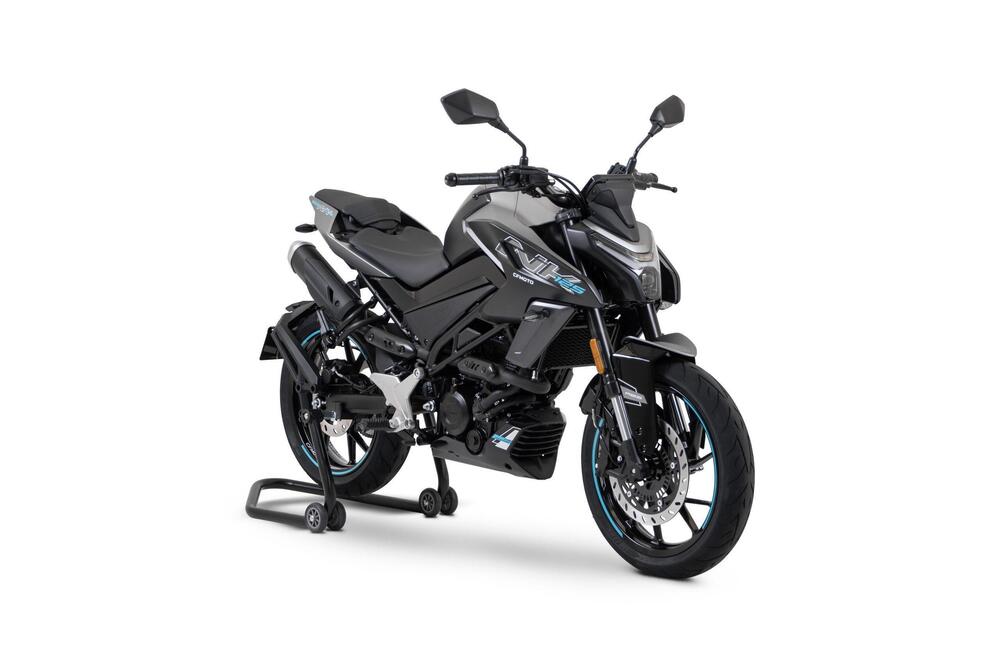 CFMOTO 125NK (2025) (2)