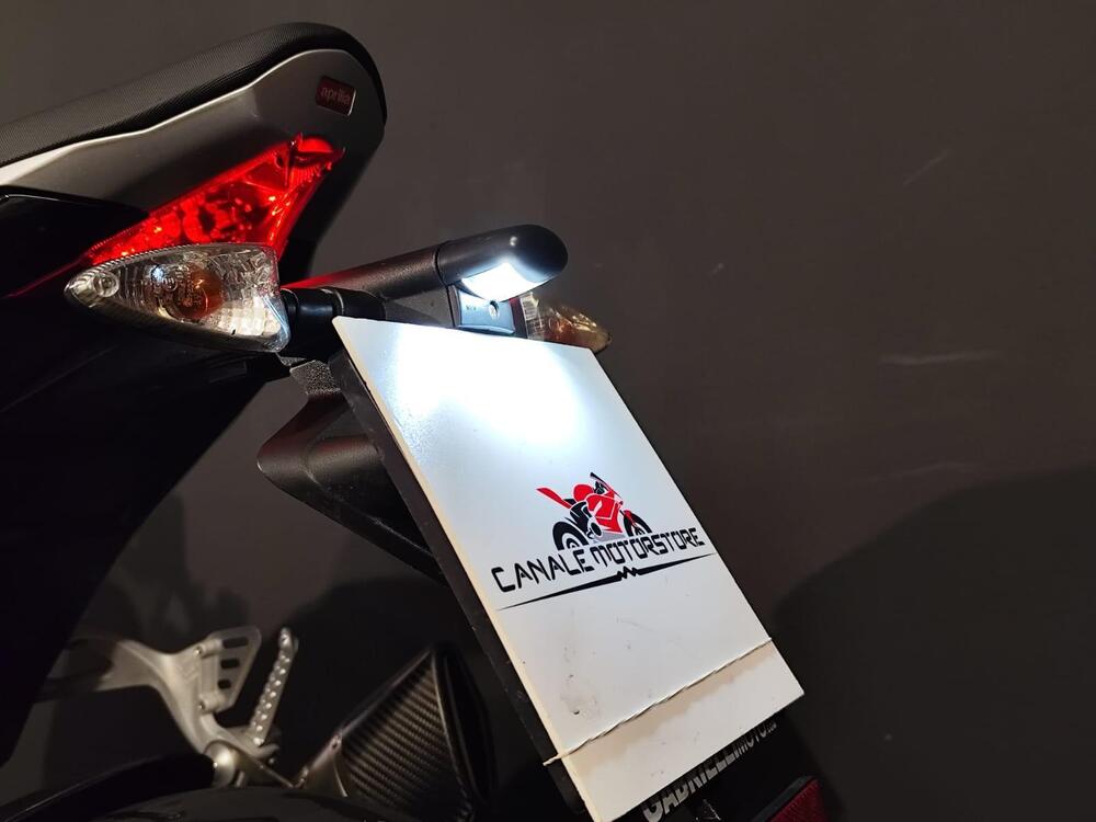 Aprilia Tuono V4 RR (2017 - 18) (14)