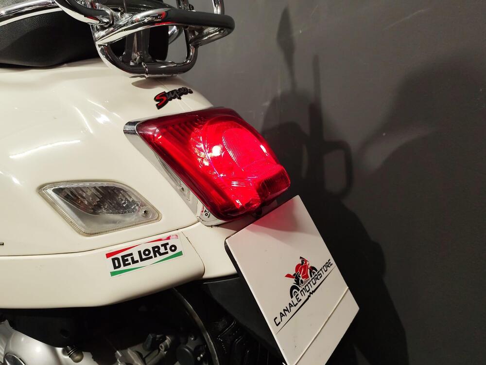 Vespa GTS 300 (2010 - 14) (11)