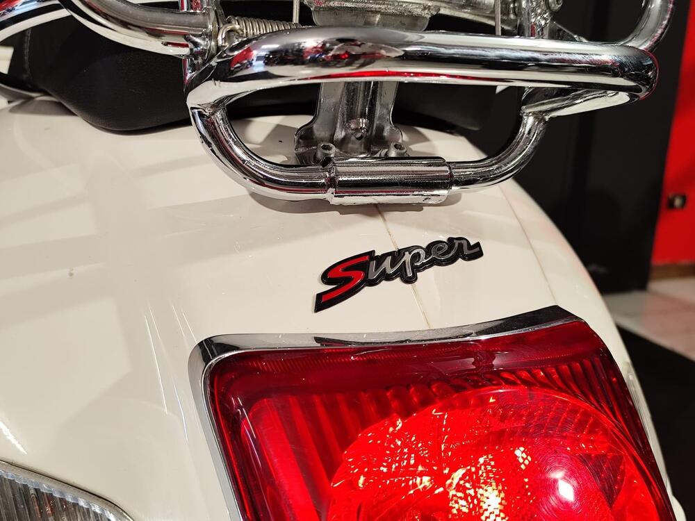 Vespa GTS 300 (2010 - 14) (13)