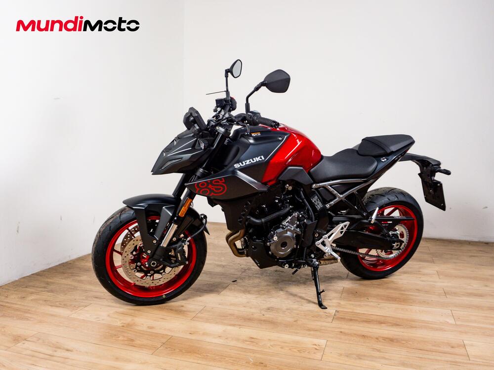 Suzuki GSX-8S EVO (2025) (8)