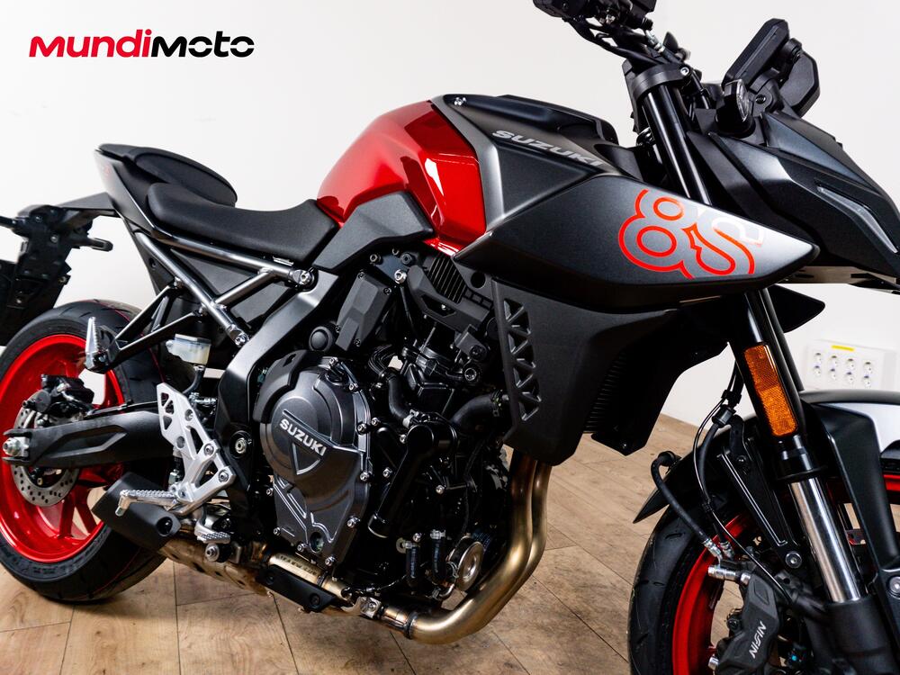 Suzuki GSX-8S EVO (2025) (5)