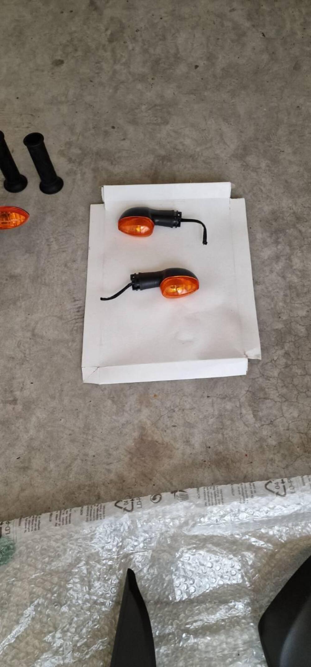 Pezzi originali r1 Yamaha (5)