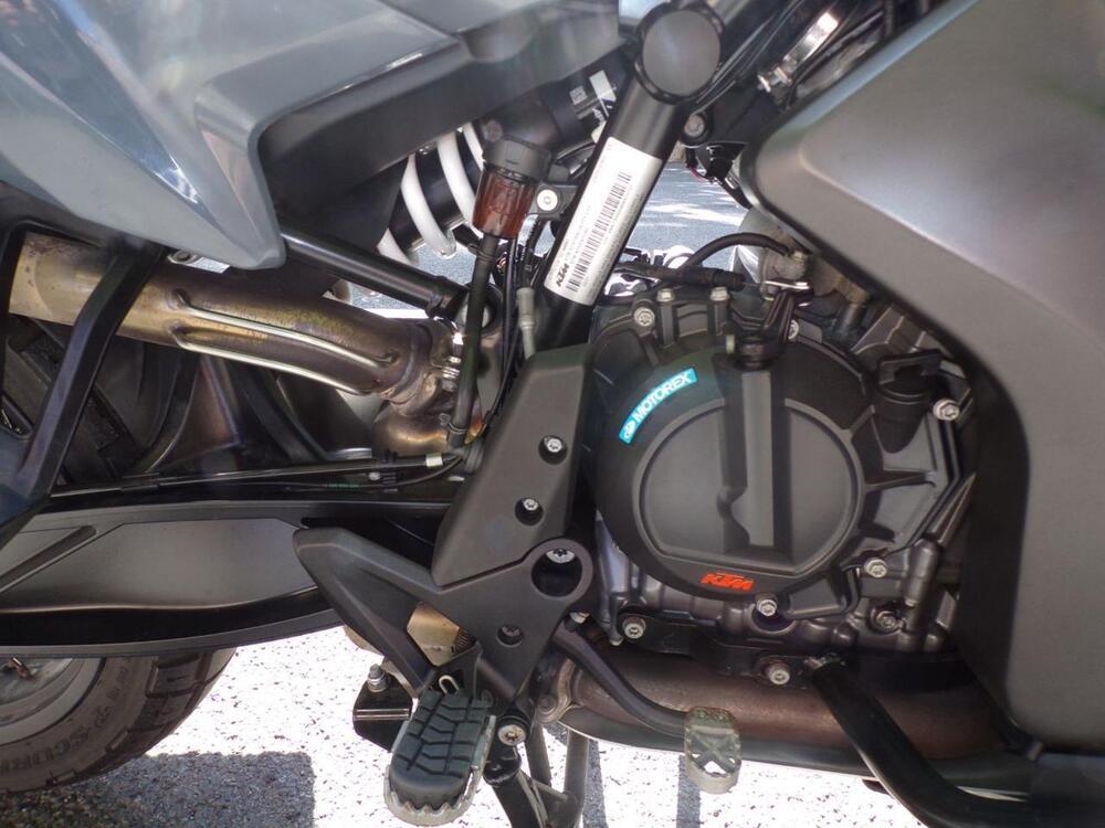 KTM 890 Adventure (2021) (17)