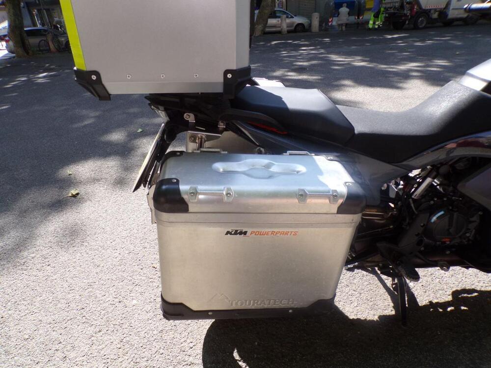 KTM 890 Adventure (2021) (23)