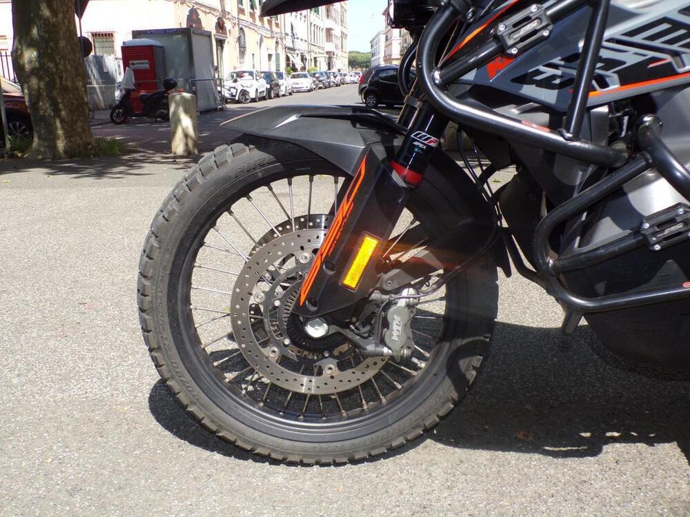 KTM 890 Adventure (2021) (13)