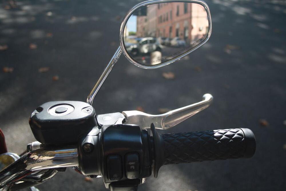 Harley-Davidson 883 Low (2008 - 12) - XL 883L (40)