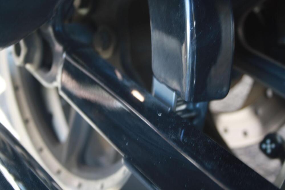 Harley-Davidson 883 Low (2008 - 12) - XL 883L (22)