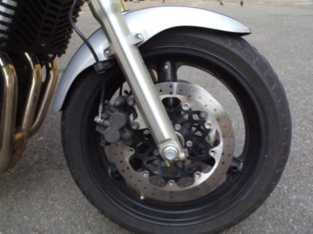 Suzuki GSX 750 (1998 - 03) (15)