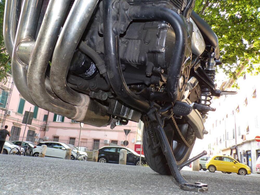 Suzuki GSX 750 (1998 - 03) (30)