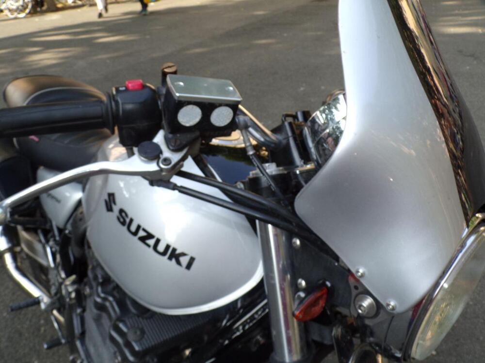 Suzuki GSX 750 (1998 - 03) (42)