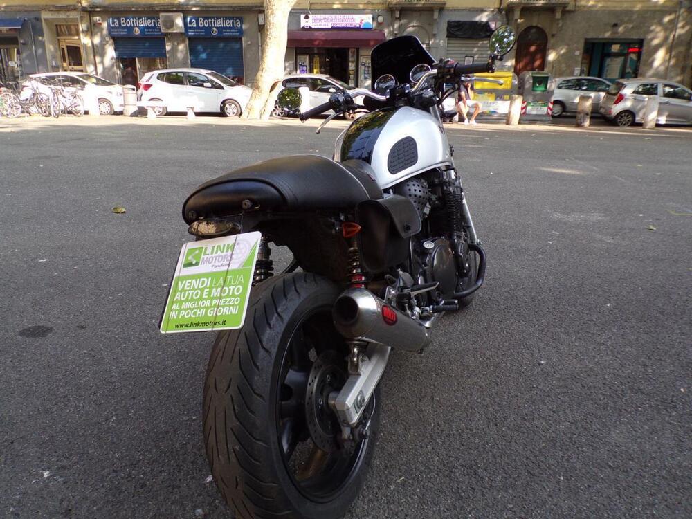 Suzuki GSX 750 (1998 - 03) (9)