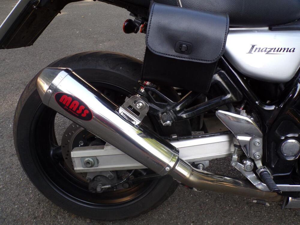 Suzuki GSX 750 (1998 - 03) (22)