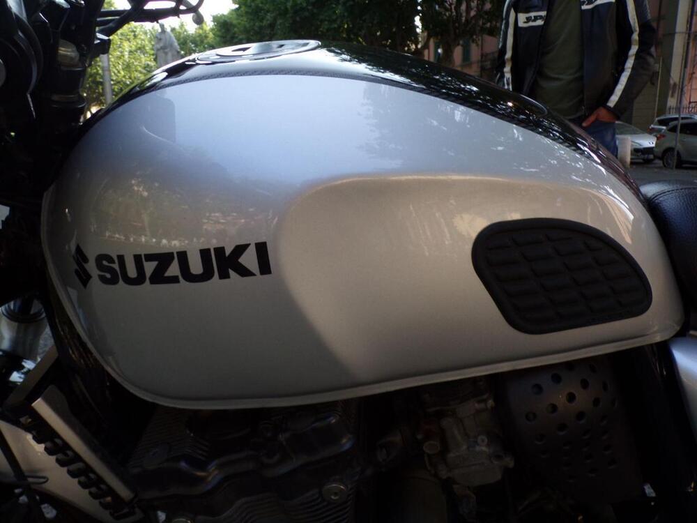 Suzuki GSX 750 (1998 - 03) (34)
