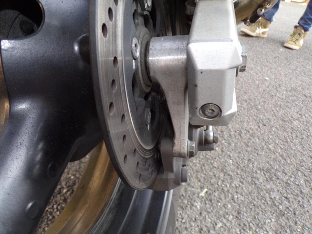 Suzuki GSX 750 (1998 - 03) (23)