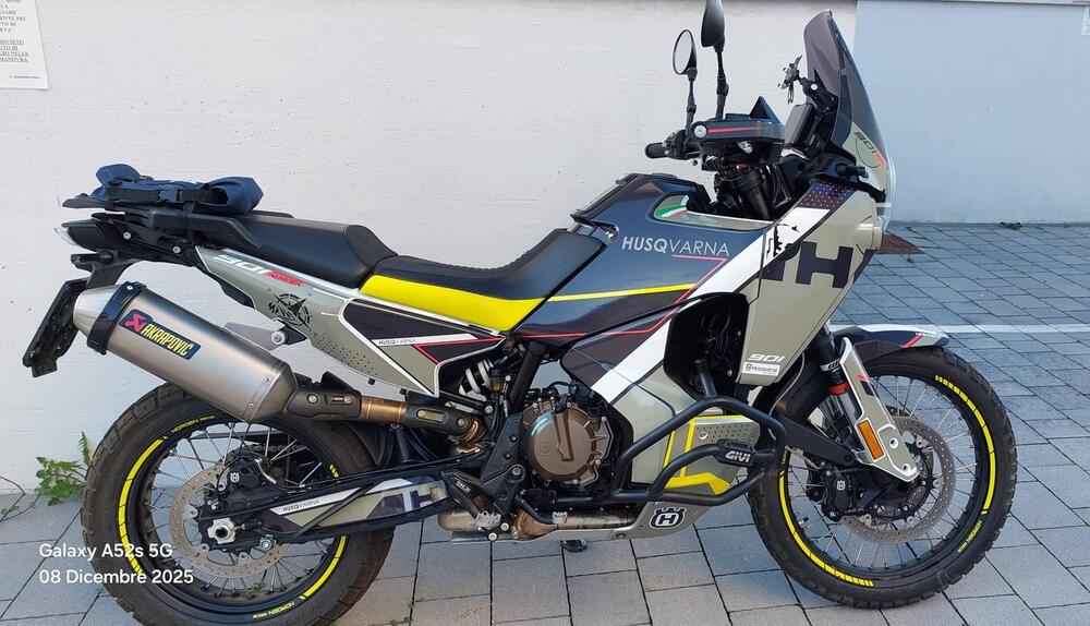 Husqvarna Norden 901 (2022 - 25)