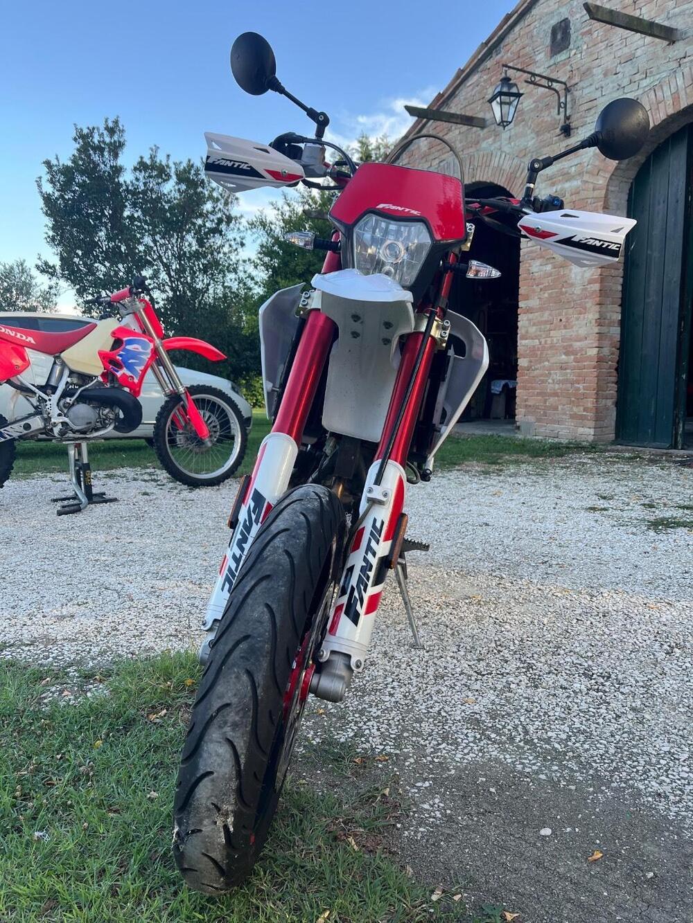 Fantic Motor XMF 125 Motard Competition 4t (2021 - 22) (6)