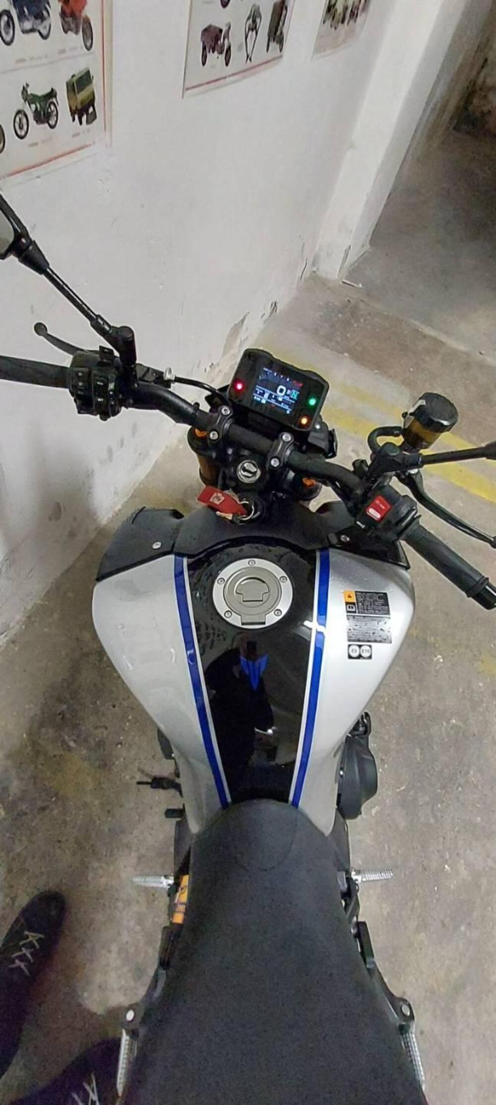 Yamaha MT-09 SP (2021 - 23) (4)