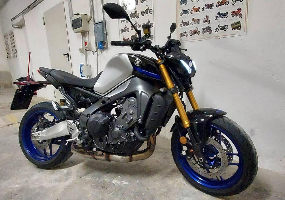 Yamaha MT-09 SP (2021 - 23) (6)