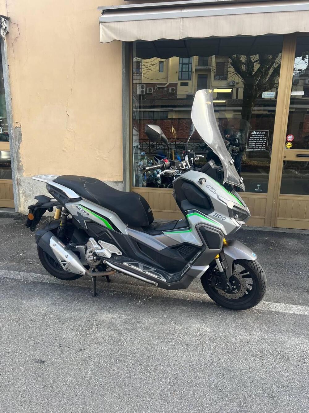 Kl Brera X 300 (2022 - 24)