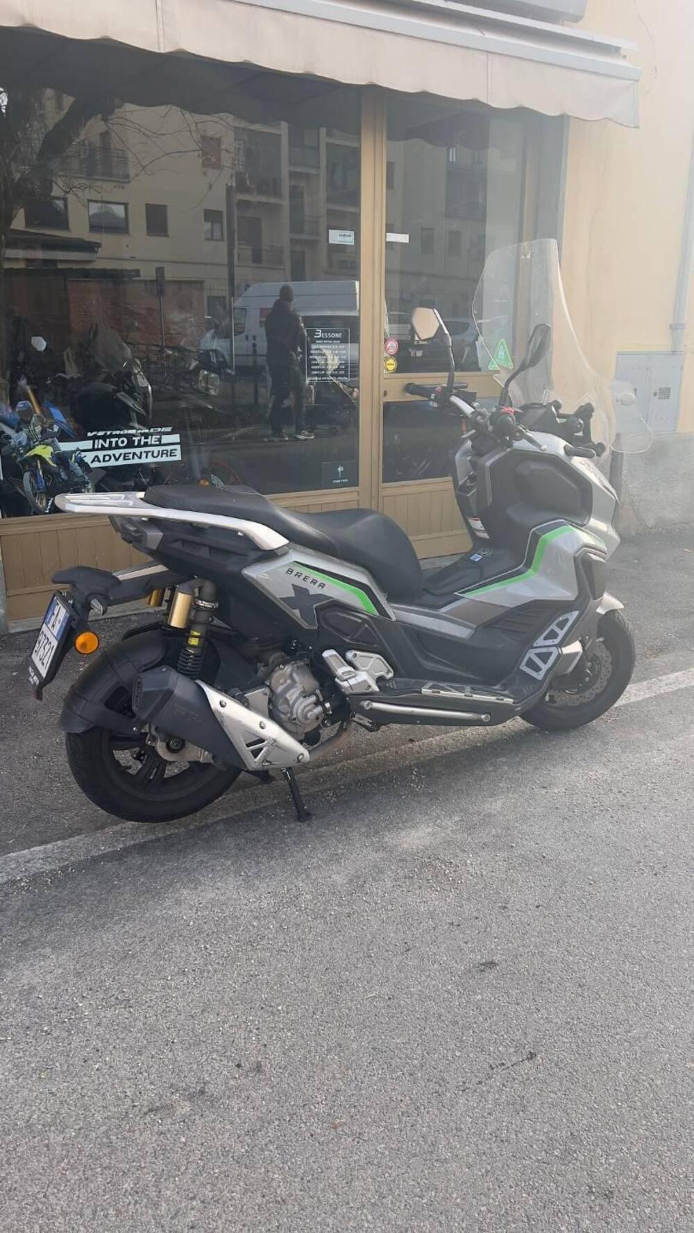 Kl Brera X 300 (2022 - 24) (2)