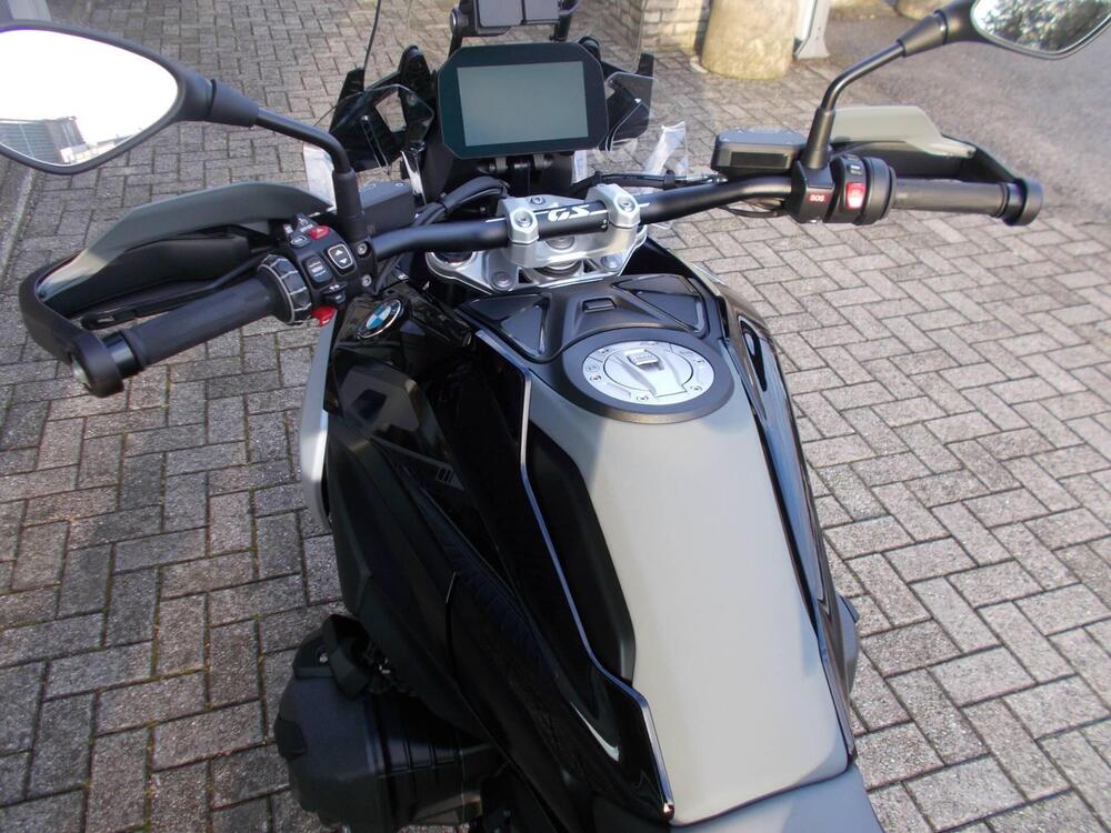 Bmw R 1300 GS Triple Black (2023 - 25) (6)